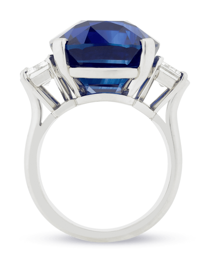 Ceylon Sapphire Ring, 20.26 Carats