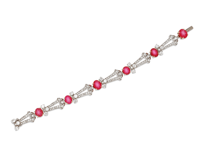 Cartier Art Deco Star Ruby Bracelet, 15.00 Carats