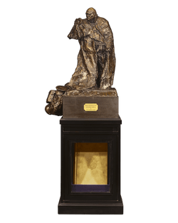 Sir Winston Churchill Memorial by Ivor Roberts-Jones