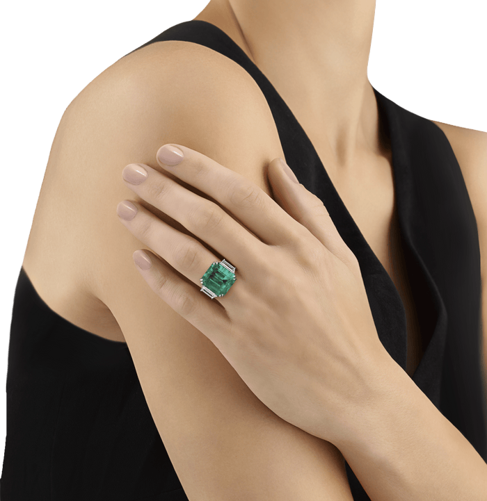 Colombian Emerald Ring, 20.66 Carats