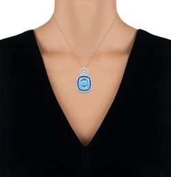 Aquamarine Pendant, 27.57 Carats